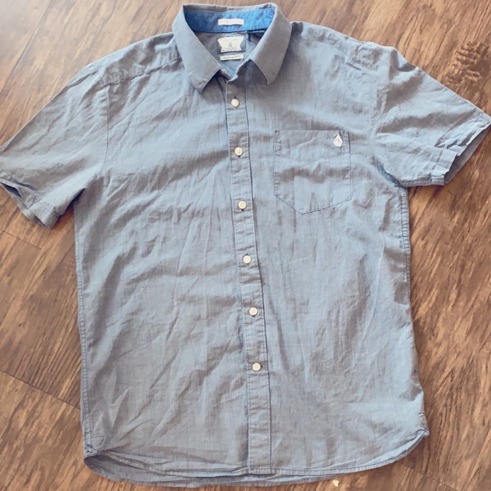Men shirt size S